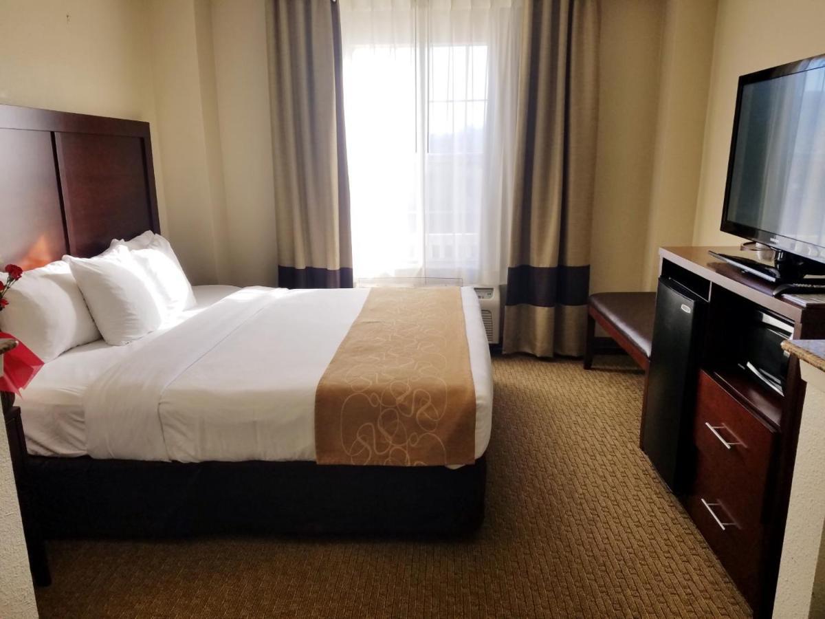 Quality Suites Irving-Las Colinas Exteriör bild
